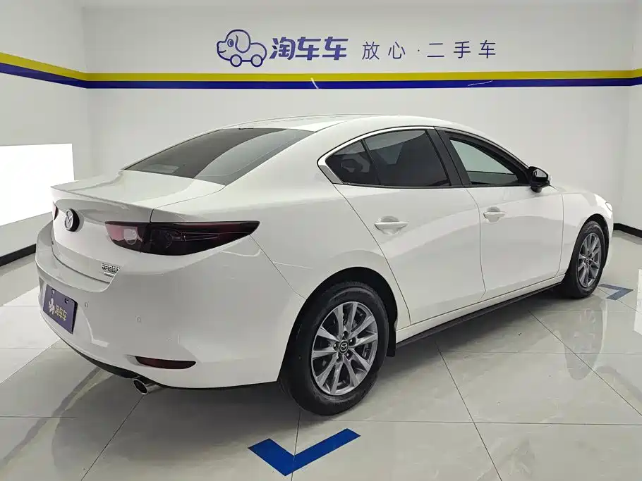 Mazda 3 Angkesela 2022