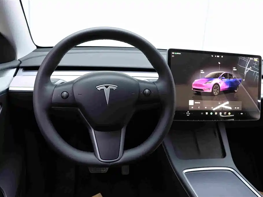 Tesla Model Y 2024 — фото 26