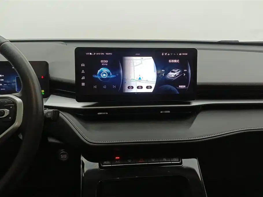 Haval H6 2023 — фото 13