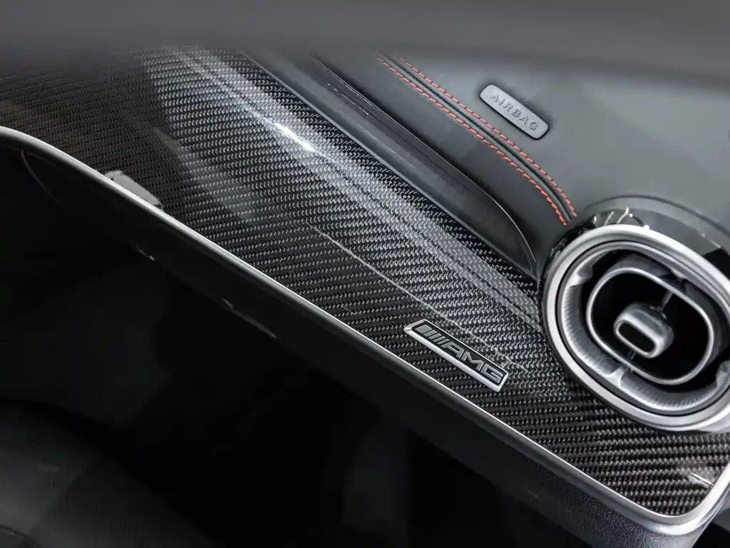Mercedes-Benz C-Class AMG 2024 — фото 7