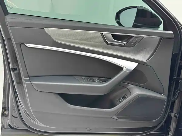 Audi A6L 2020