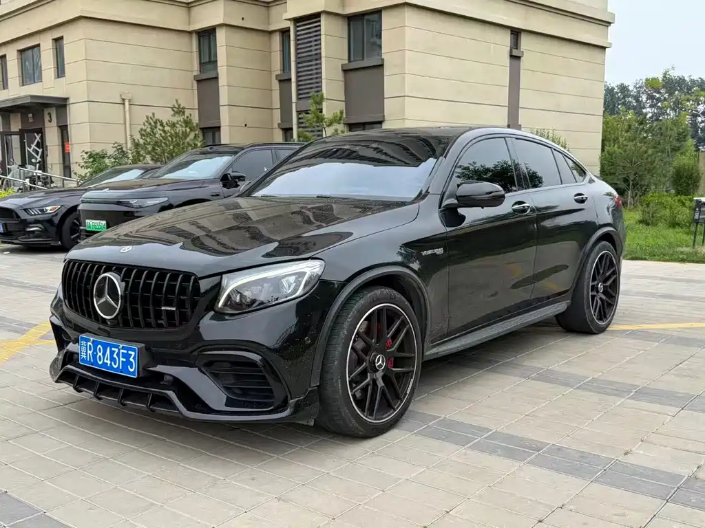 Mercedes-Benz GLC AMG 2019 — фото 1