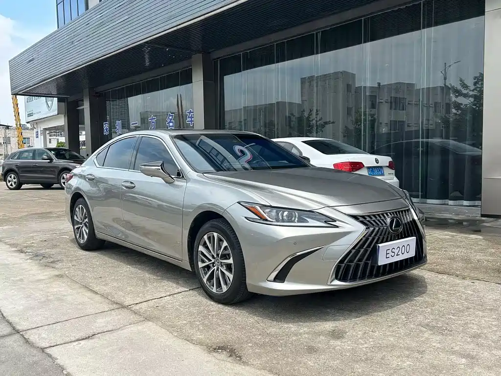 Lexus ES 2023 — фото 3