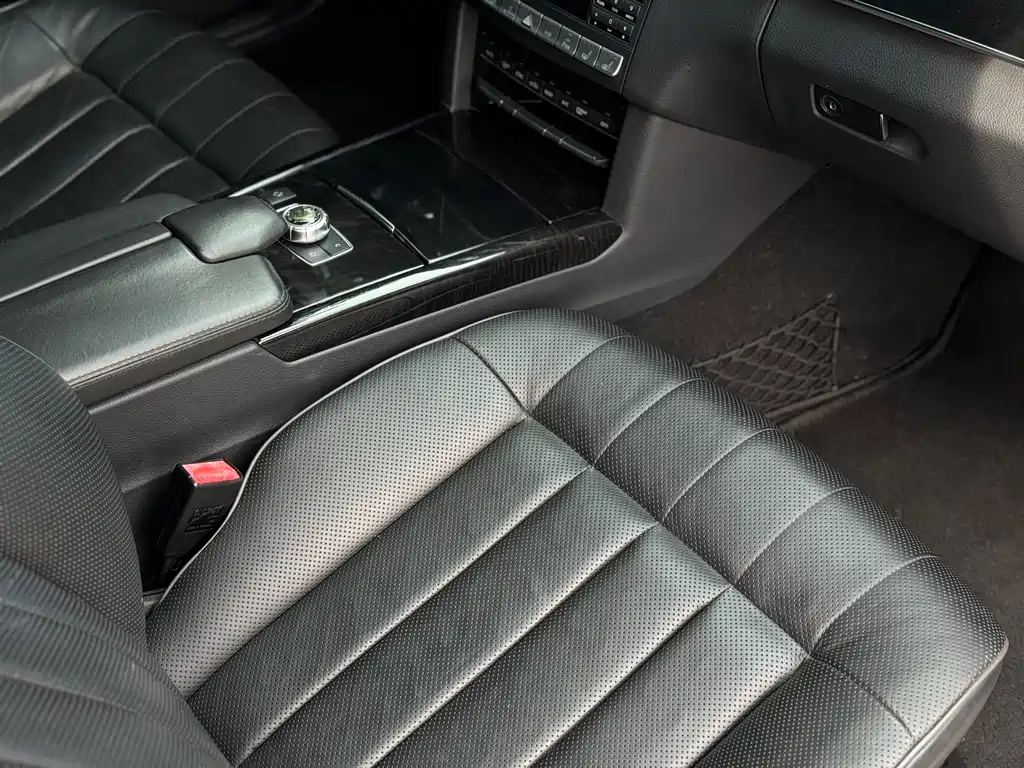 Mercedes-Benz E-Class 2014 — фото 14