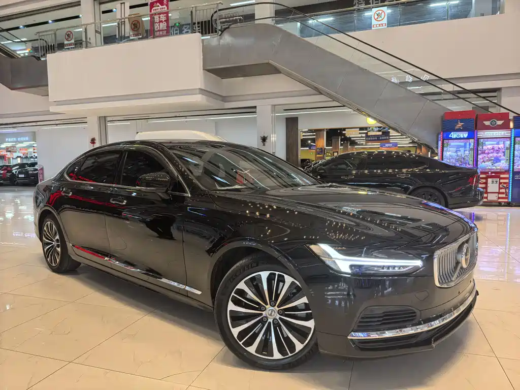 Volvo S90 PHEV 2023 — фото 3
