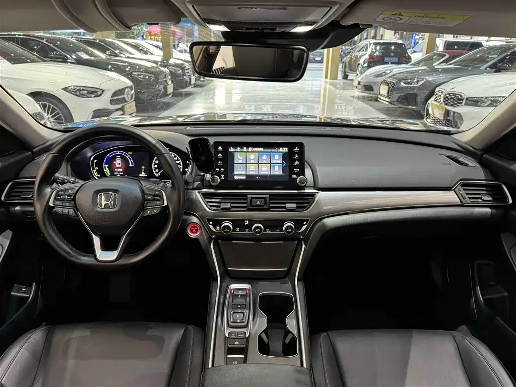 Honda Accord 2021 — фото 9