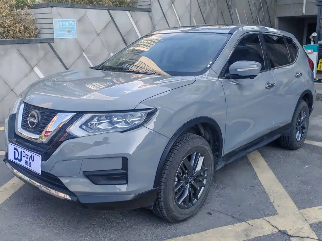 Nissan X-Trail 2025
