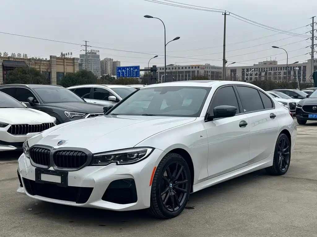 BMW 3 Series 2022