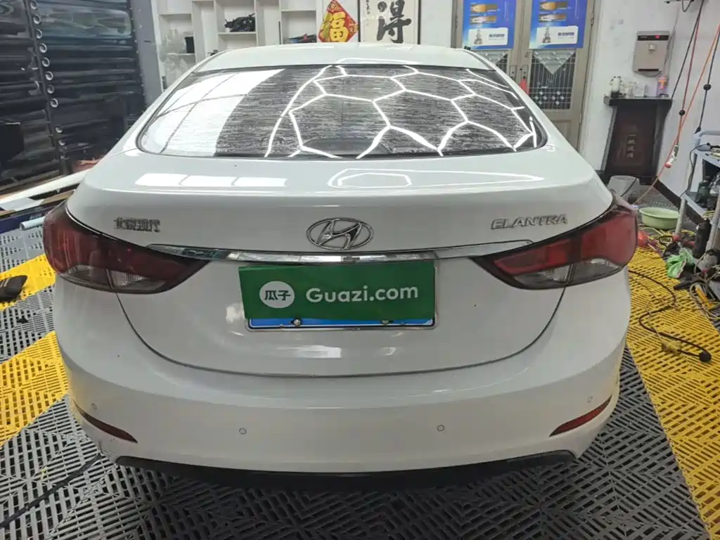 Hyundai Elantra 2016