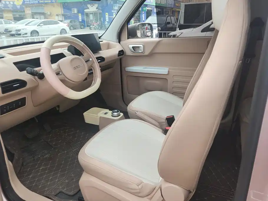 Geely Galaxy Panda 2023 — фото 11