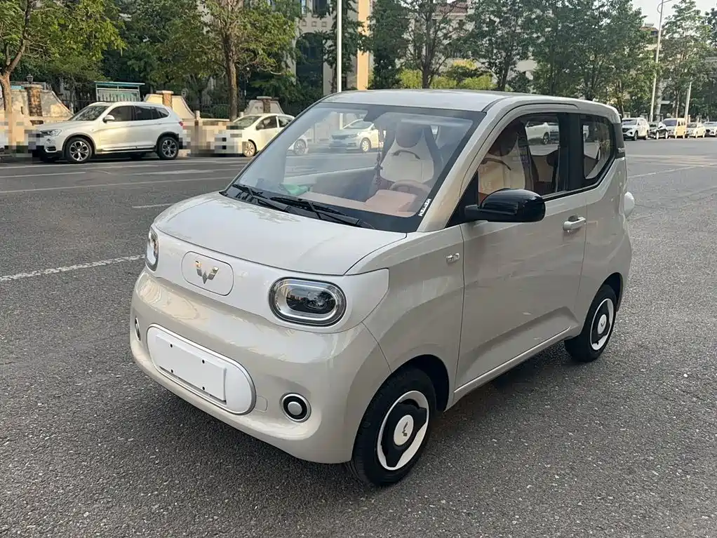 Wuling Hongguang MINIEV 2025