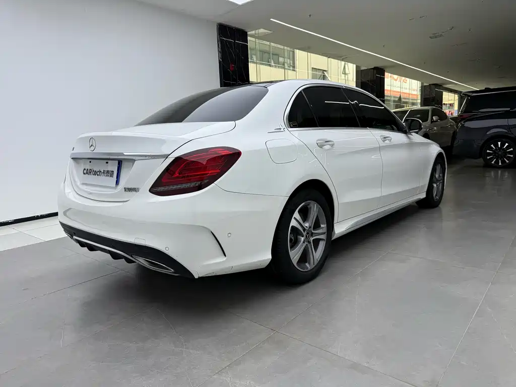Mercedes-Benz C-Class 2021 — фото 3