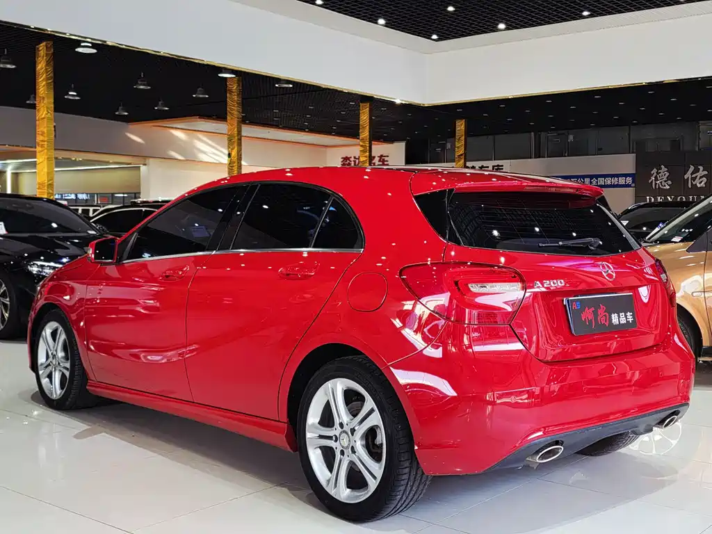 Mercedes-Benz A-Class 2014 — фото 12