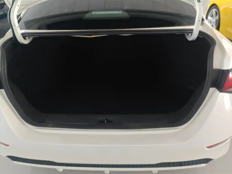 Nissan Sylphy 2021 — фото 4