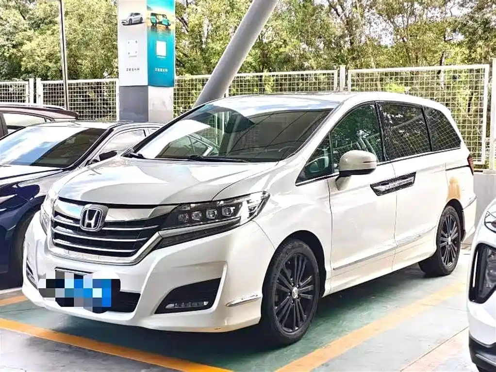 Honda Elysion 2019 — фото 1