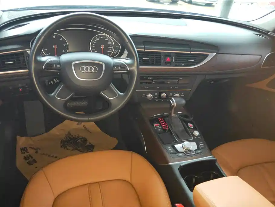 Audi A6L 2015 — фото 12