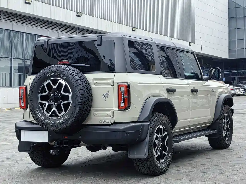 Ford Bronco 2024 — фото 14