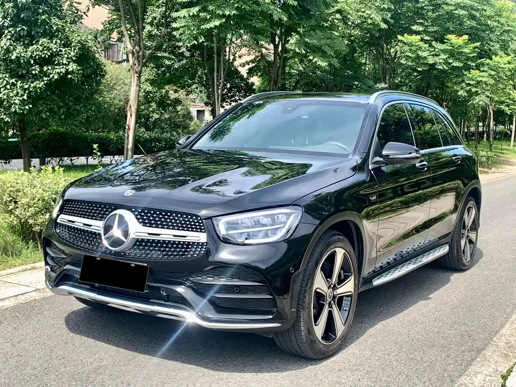 Mercedes-Benz GLC 2023