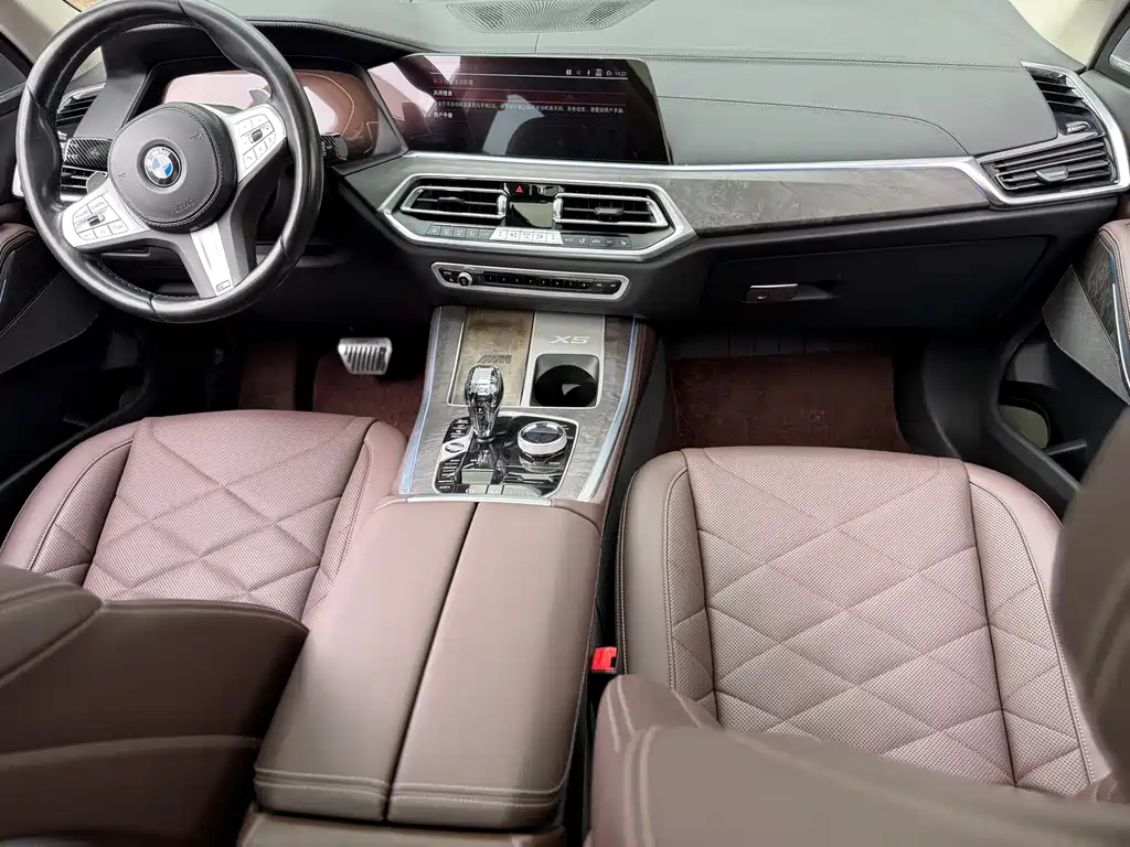 BMW X5 2023 — фото 9