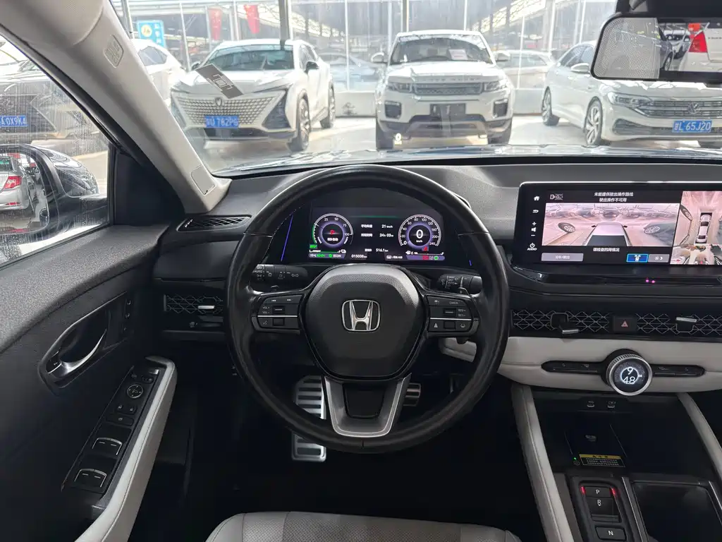 Honda Accord New Energy 2023 — фото 11