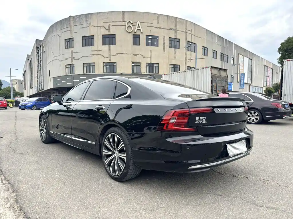 Volvo S90 2023 — фото 5