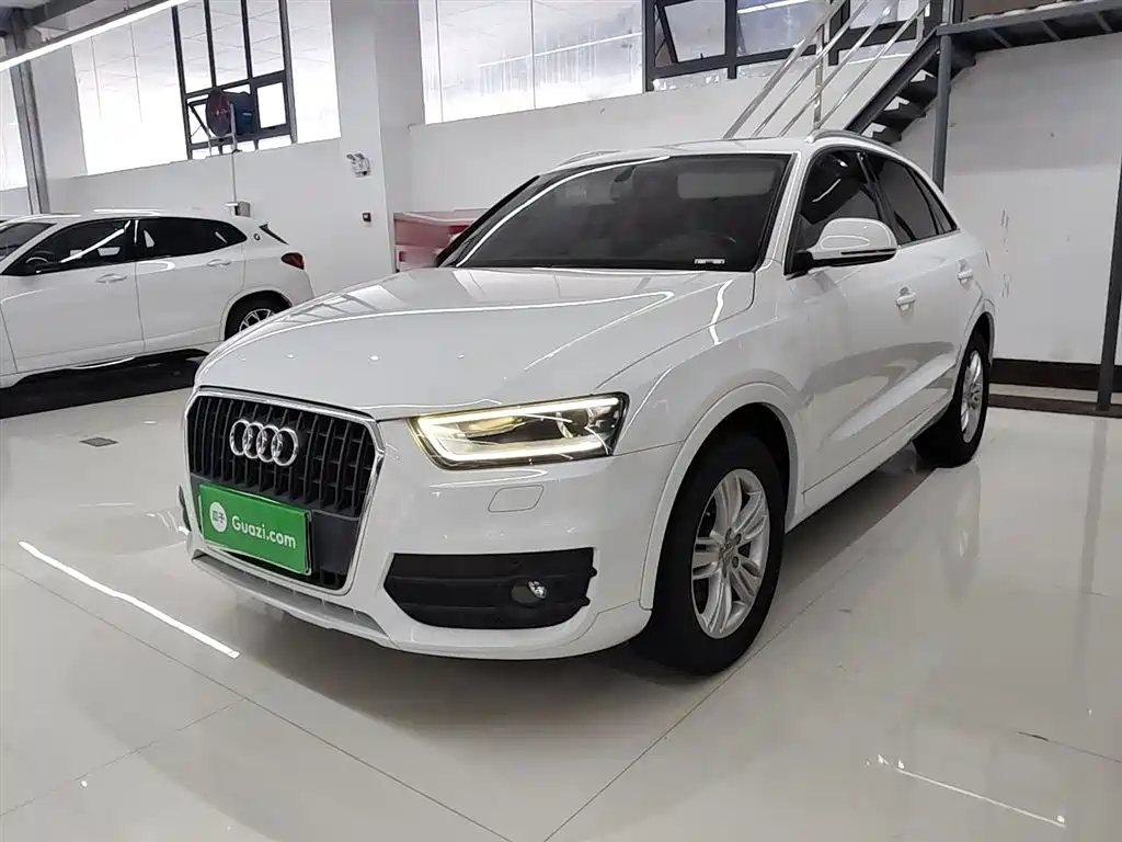 Audi Q3 2015 — фото 2