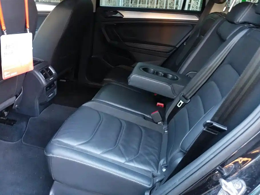 Volkswagen Tiguan L 2019 — фото 11