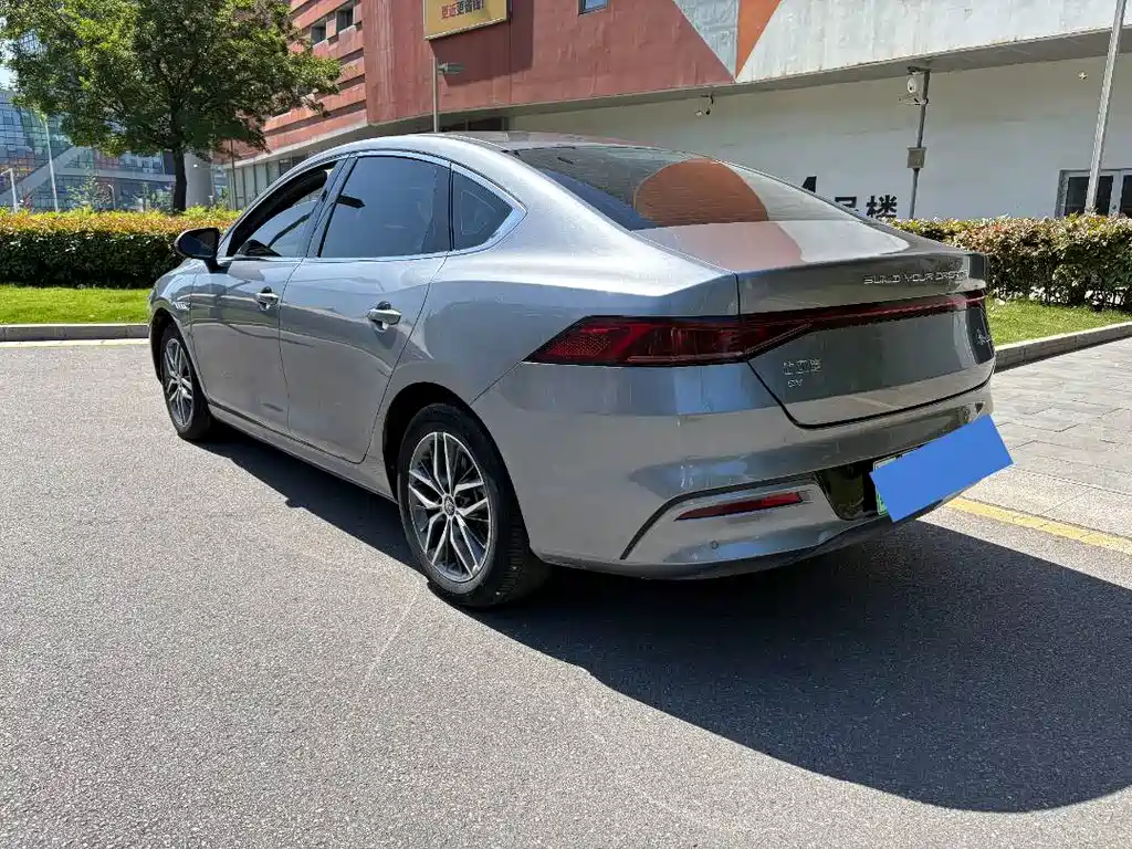 BYD Qin PLUS 2022 — фото 9