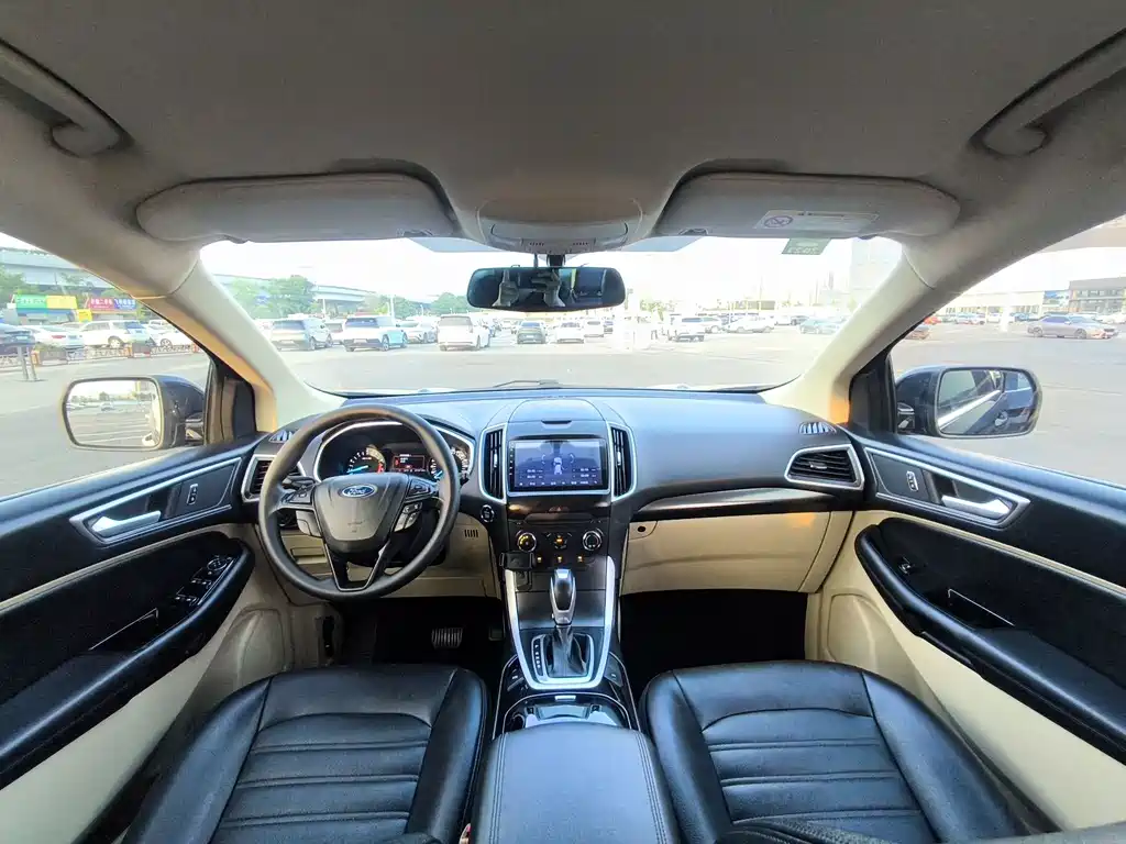 Ford Edge 2019 — фото 13