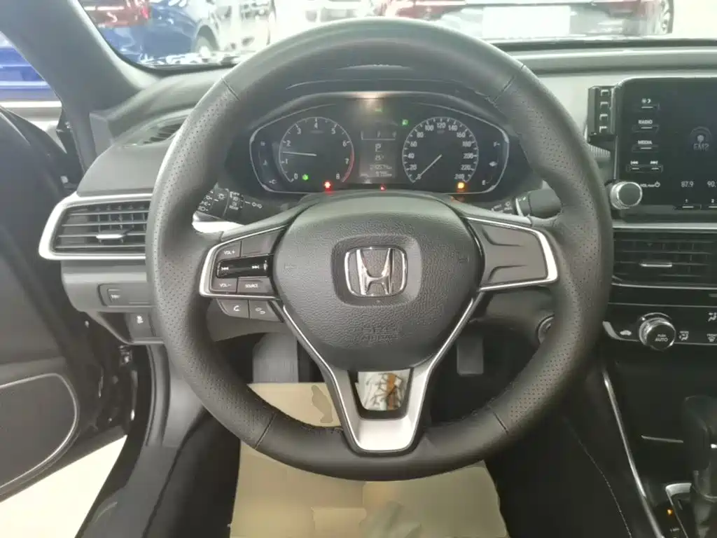 Honda Inspire 2023 — фото 11