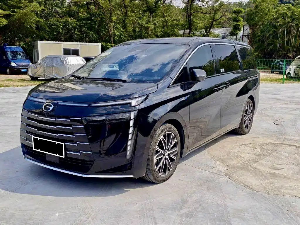 GAC Motor E8 PHEV 2024
