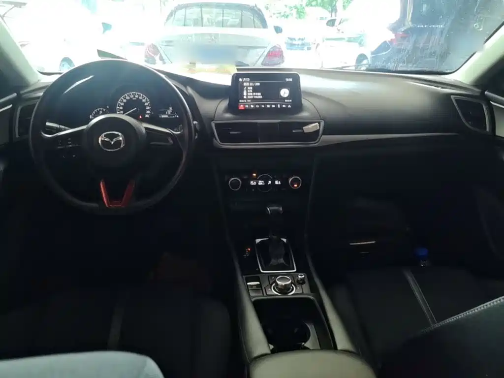 Mazda 3 Angkesela 2019 — фото 10