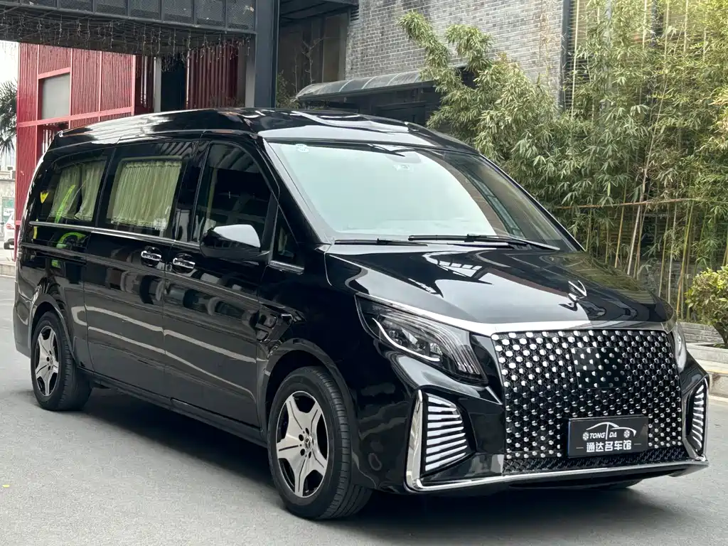 Mercedes-Benz Vito 2023 — фото 3