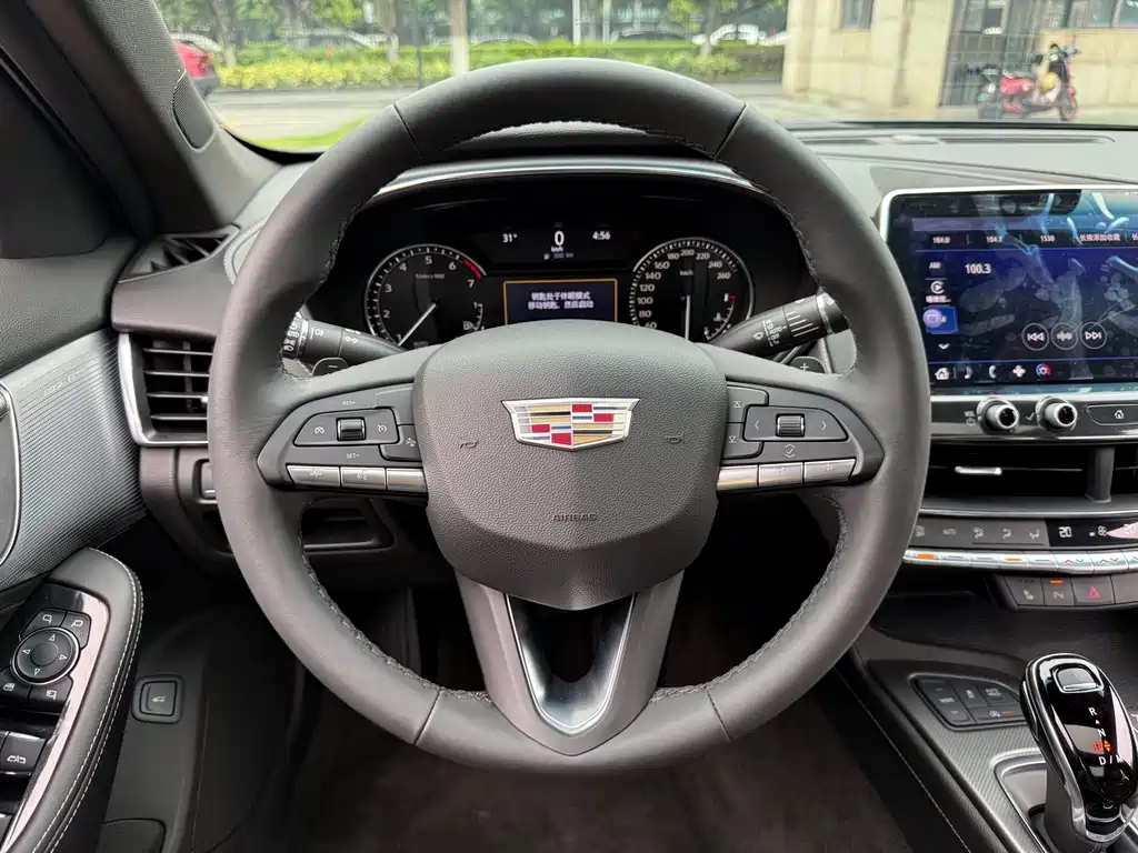 Cadillac CT5 2021 — фото 18
