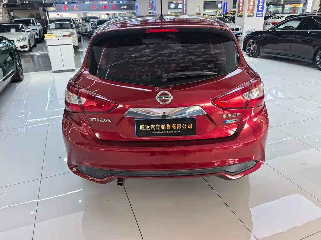 Nissan Tiida 2019 — фото 16