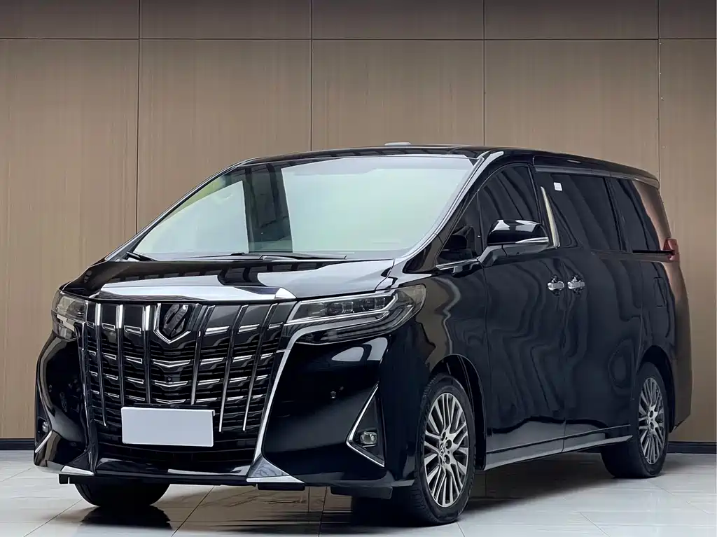 Toyota Alphard 2017 — фото 1