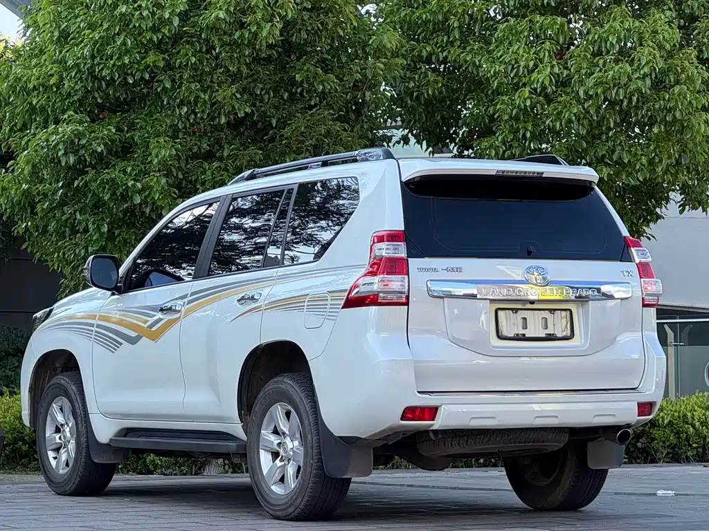 Toyota Prado 2016 — фото 5
