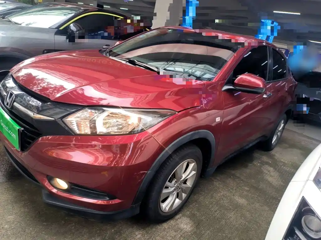Honda Vezel 2016