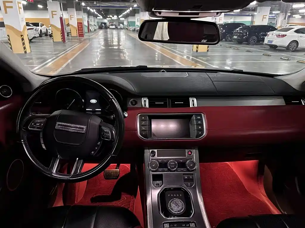 Land Rover Evoque 2018 — фото 5