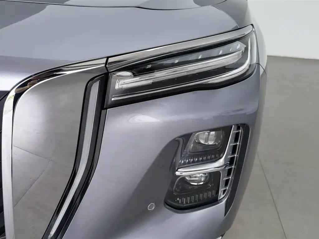 Hongqi H5 PHEV 2025 — фото 7