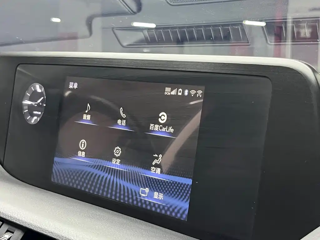 Lexus ES 2020 — фото 19
