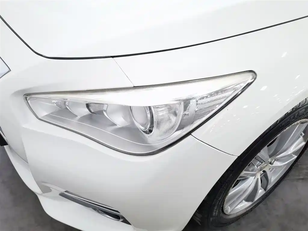 Infiniti Q50L 2015 — фото 7