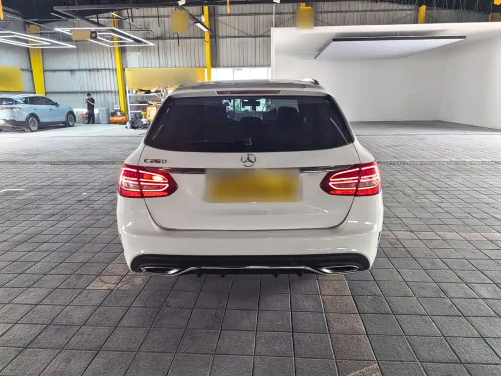 Mercedes-Benz C-Class 2019