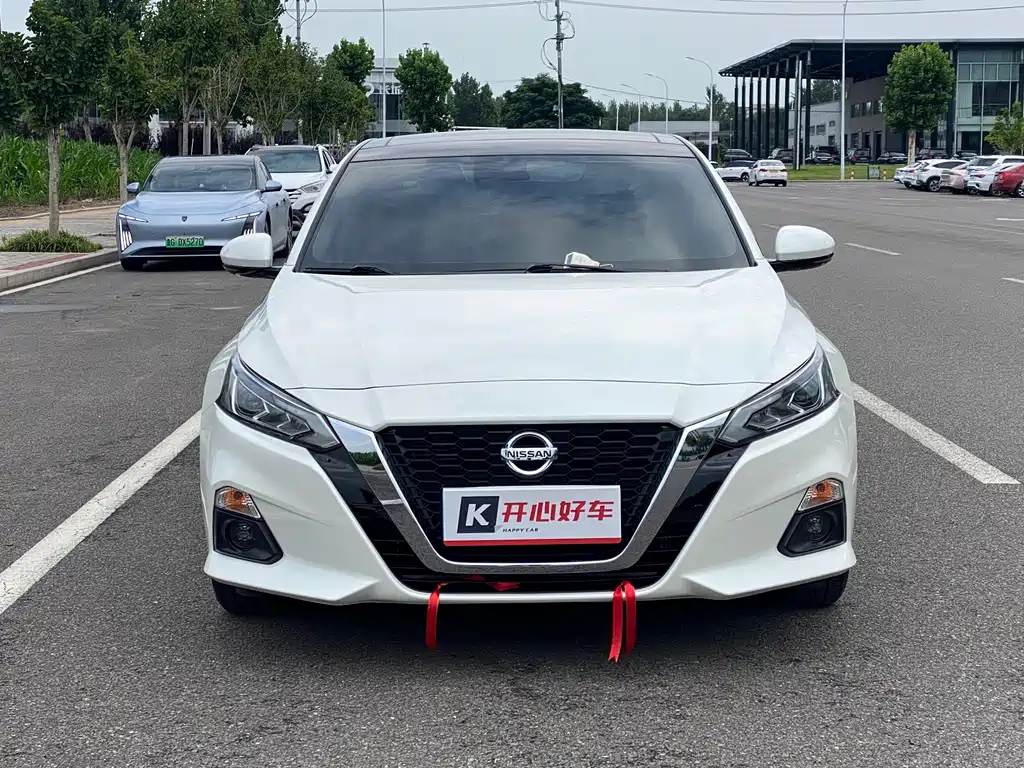Nissan Teana 2022