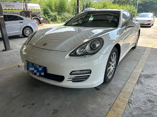 Porsche Panamera 2011