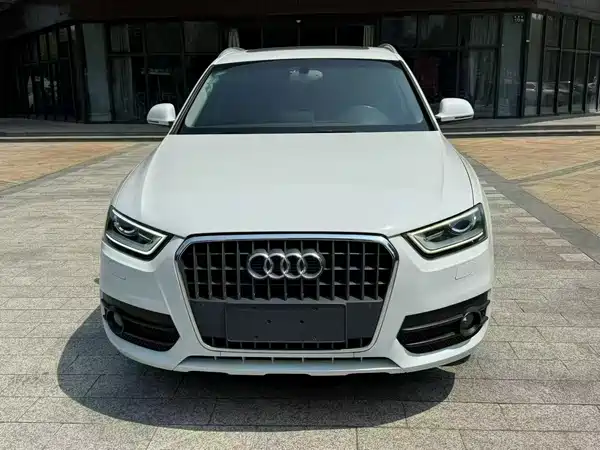 Audi Q3 2015