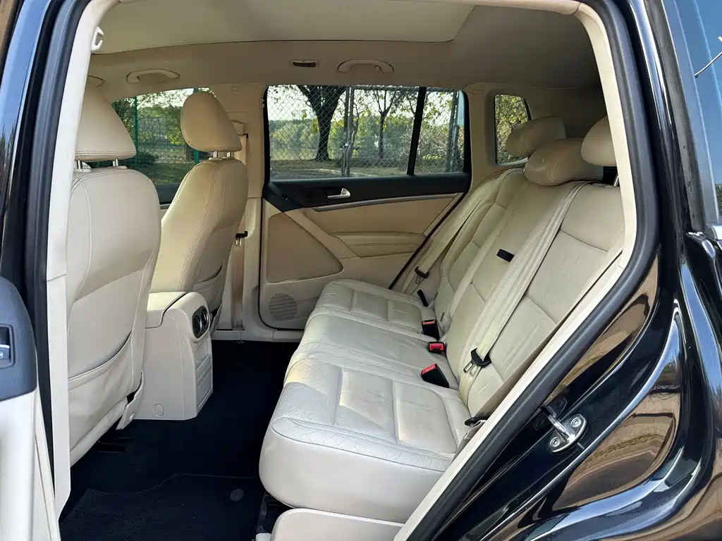 Volkswagen Tiguan 2015 — фото 10