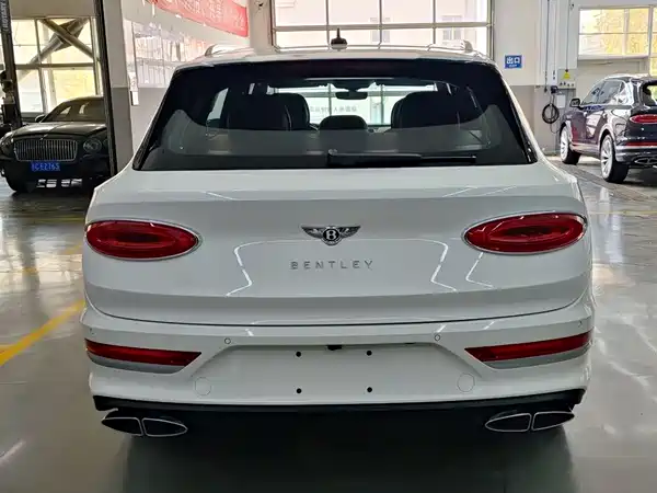 Bentley Bentayga 2024