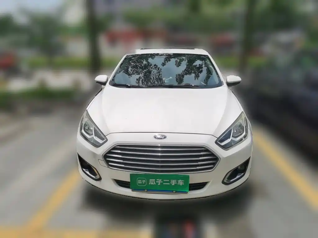 Ford Forrest 2016
