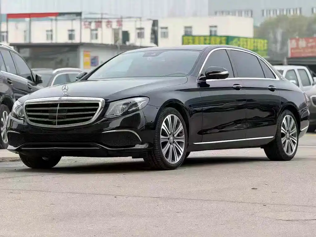 Mercedes-Benz E-Class 2017 — фото 1